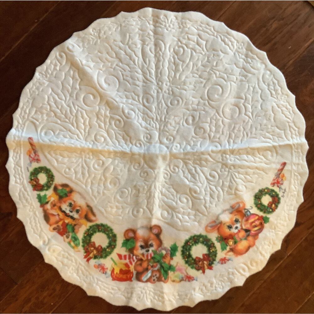 VTG White Felt Christmas Tree Skirt Tablecloth Teddy Bears Rennoc Joyce Garofalo